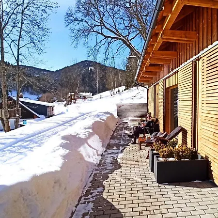 アパート Ski-in Ski-out Mountain Duplex Portasky2 By Interhome