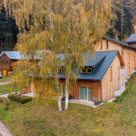 Ski-in Ski-out Mountain Duplex Portasky2 By Interhome * ペツ・ポト・スニェシュコウ